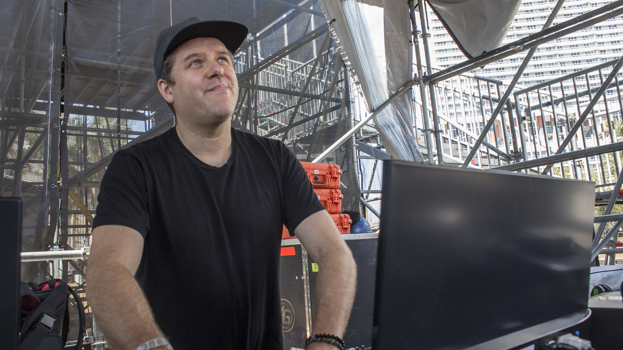 Vello_In_The_Mix.jpg