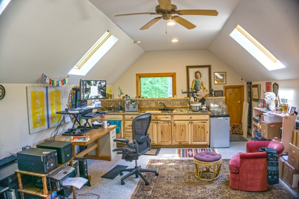 Vello’s (gorgeous) studio