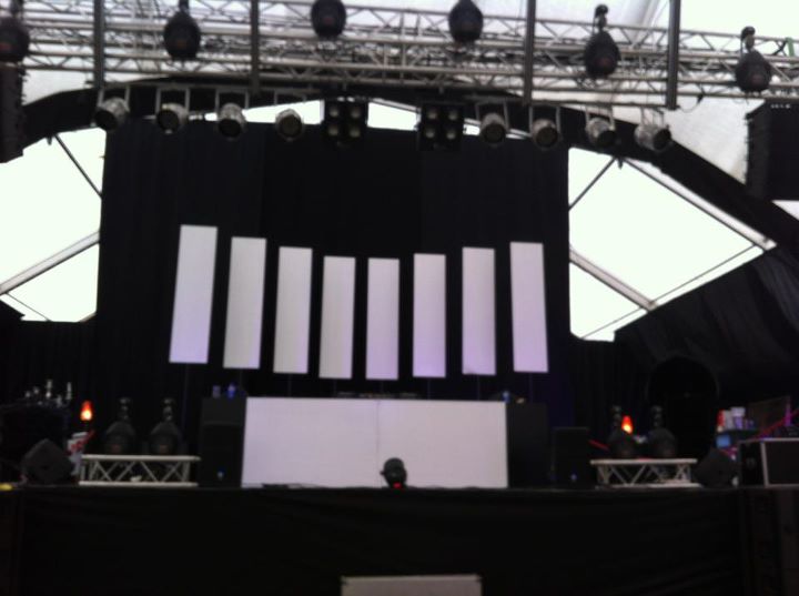 Stage design AOG Festival 10_12_2011.jpg